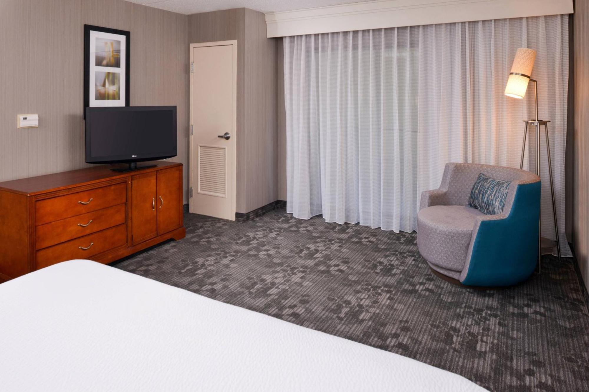 Courtyard By Marriott Charlotte Gastonia Hotel Ngoại thất bức ảnh